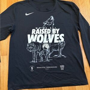 Minnesota Timberwolves Nike Dri Fit Long Sleeve Warm Up Shirt - size S